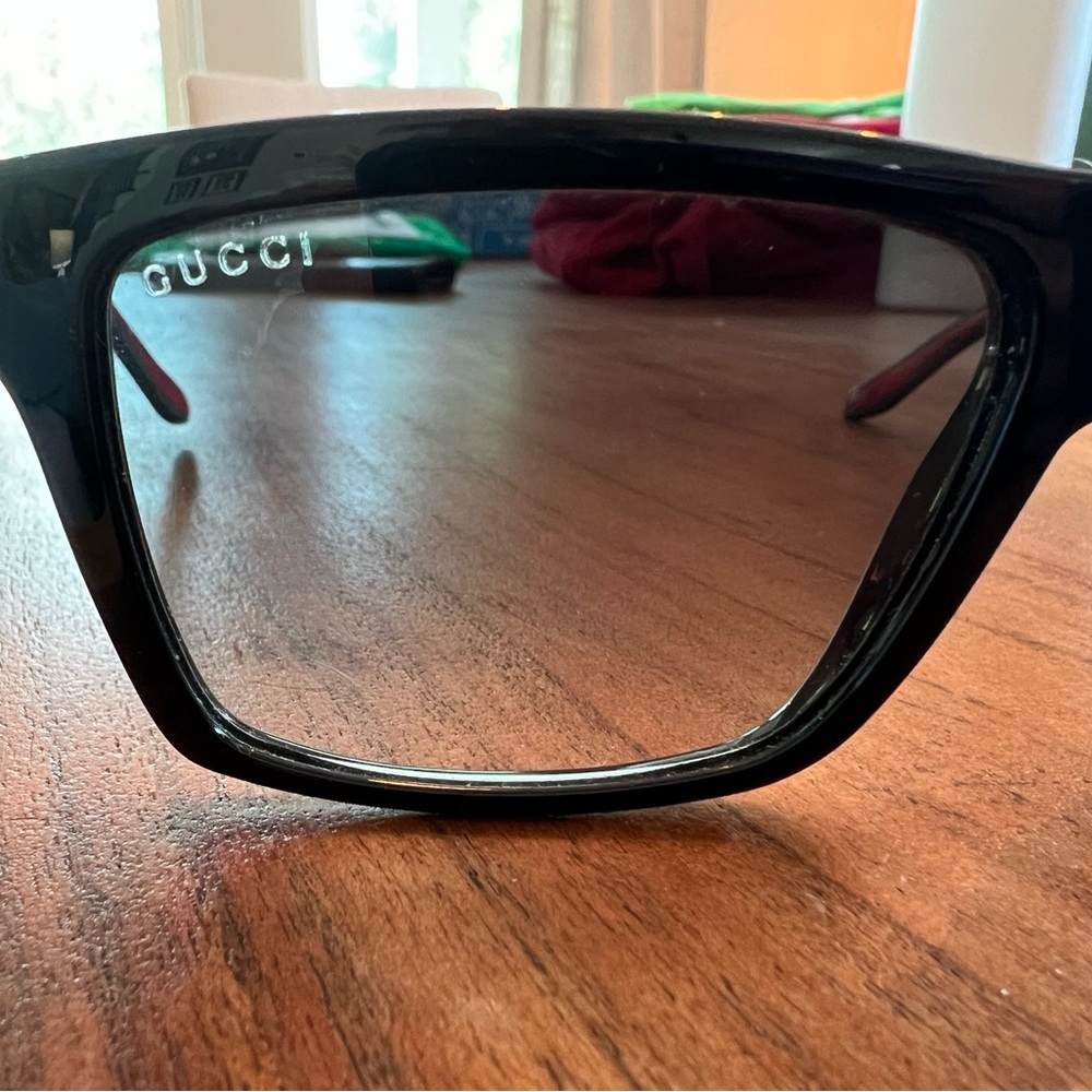 Gucci Black Sunglasses with Case - Picture 3 of 7